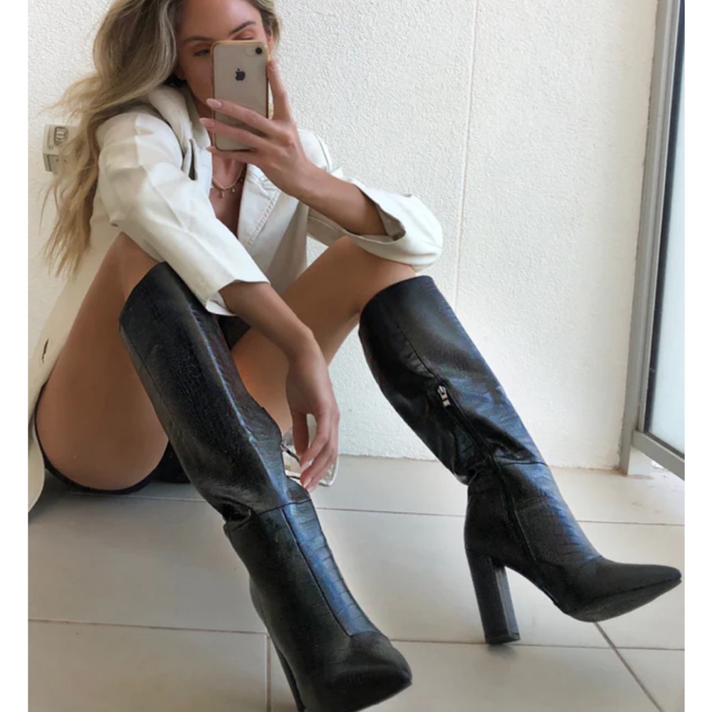 billini milla black faux croc block heel tall long boots size 9, only worn once!